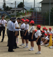 箕島小学校で、自転車運転免許証が発行